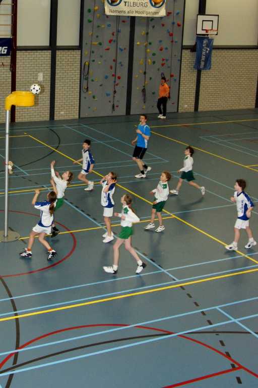 Korfbal E2 27 febr 2010-11.JPG